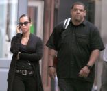 Alicia Keys et son garde du corps à New York le 11 octobre 2011