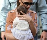 Victoria Beckham et sa fille Harper profitent d\'une virée shopping à L.A. <br />