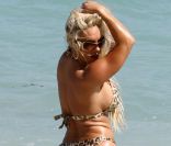 Coco Austin sur la plage à Miami le 5 novembre 2011