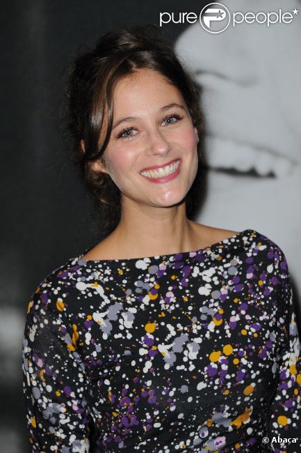 Mélanie Bernier à l'exposition Romy Schneider à Boulogne-Billancourt, le 8 novembre 2011.