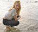 Candice Swanepoel pour la marque de jeans Rag & Bone, novembre 2011.