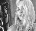 Candice Swanepoel, comme vous ne l'avez jamais vue, pour la marque de jeans Rag & Bone, novembre 2011.