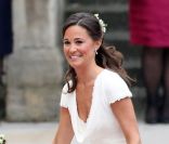 Pippa Middleton lors du mariage royal le 29 avril 2011 à Londres, portant sa superbe robe imaginée par la maison Alexander McQueen