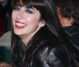 Nolwenn Leroy arrive sur le plateau de Champs-Elysées, le mardi 22 novembre 2011 à Paris.