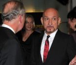 Ben Kingsley et le prince Charles à l\'avant-première de Hugo Cabret, le 28 novembre 2011 à Londres.