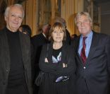 Jean-Marie Cavada, Marie-Laure Augry et Bruno Masure lors de la remise de la médaille de Commandeur dans l'ordre national de la légion d'honneur à Hervé Bourges au ministère de la culture à Paris le lundi 28 novembre 2011 
