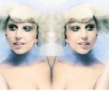 La chanteuse Lady Gaga en shooting photo pour l'édition britannique du magazine Elle.