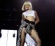 Rihanna en concert à l'O2 Arena à Londres le 3 décembre 2011 pour le Jingle Ball Bell