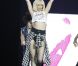 Rihanna en concert à l'O2 Arena à Londres le 3 décembre 2011 pour le Jingle Ball Bell