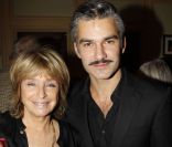 François Vincentelli et Danièle Thompson lors de la générale de la pièce Quadrille, au Théâtre Édouard VII à Paris, le 12 décembre 2011