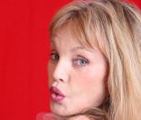 Arielle Dombasle dans Le Grand Cabaret sur son 31, diffusé le 31 décembre 2011 sur France 2