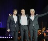 Patrick Fiori, Garou et Daniel Lavoie pour le retour de  Notre-Dame de Paris , à Paris Bercy, le 16 décembre 2011.