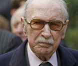 Jean Dutourd nous a quittés le 17 janvir 2011.