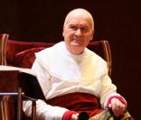 Michel Bouquet en malade imaginaire, le 29 août 2008 à Paris.