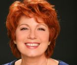 Véronique Genest : Après 20 ans de Julie Lescaut, elle est toujours aussi pétillante