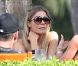 LeAnn Rimes et son mari Eddie Cibrian déjeune avec des amis à Maui sur l'île d'Hawaï le 4 janvier 2012