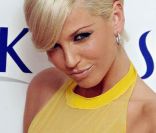 Sarah Harding, en pleurs et marquée, raconte son effroyable bagarre avec son ex