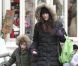 Liv Tyler : Une maman eskimo pour accompagner son fils Milo à l'école