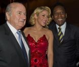 Sepp Blatter, Shakira et Pelé le 9 janvier 2012 à Zurich lors de la cérémonie du Ballon d'Or