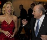 Shakira et Sepp Blatter le 9 janvier 2012 à Zurich lors de la cérémonie du Ballon d'Or