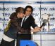 Justin Bieber inaugure un nouveau robot qui danse au salon CES de Las Vegas, le 11 janvier 2012