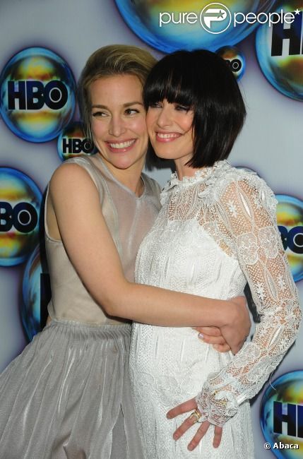 Piper Perabo et Lena Headey à l'after party des Golden Globes de HBO, le 15 janvier 2012 à Los Angeles.