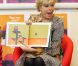 Laurentien des Pays-Bas fait la lecture aux élèves de l'école primaire De Windroos d'Amersfoort, le 18 janvier 2012, dans le cadre du National reading Breakfast.