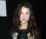 L'actrice Astrid Bergès-Frisbey, présente au défilé haute couture de Maxime Simoens à Paris, le 25 janvier 2012.