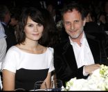  Marina Hands et Charles Berling au Dîner de la mode pour le Sida au Pavillon d'Armenonville à Paris, le 26 janvier 2012. 