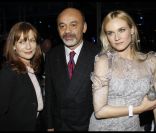 Isabelle Huppert, Christian Louboutin et Diane Kruger au Dîner de la mode pour le Sida au Pavillon d'Armenonville à Paris, le 26 janvier 2012.