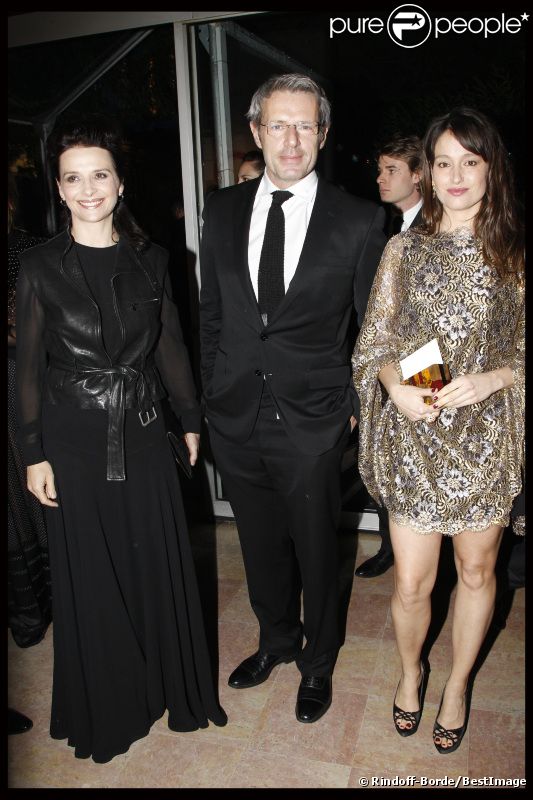 Juliette Binoche, Lambert Wilson et Marie Gillain au Dîner de la mode pour le Sida au Pavillon d'Armenonville à Paris, le 26 janvier 2012.