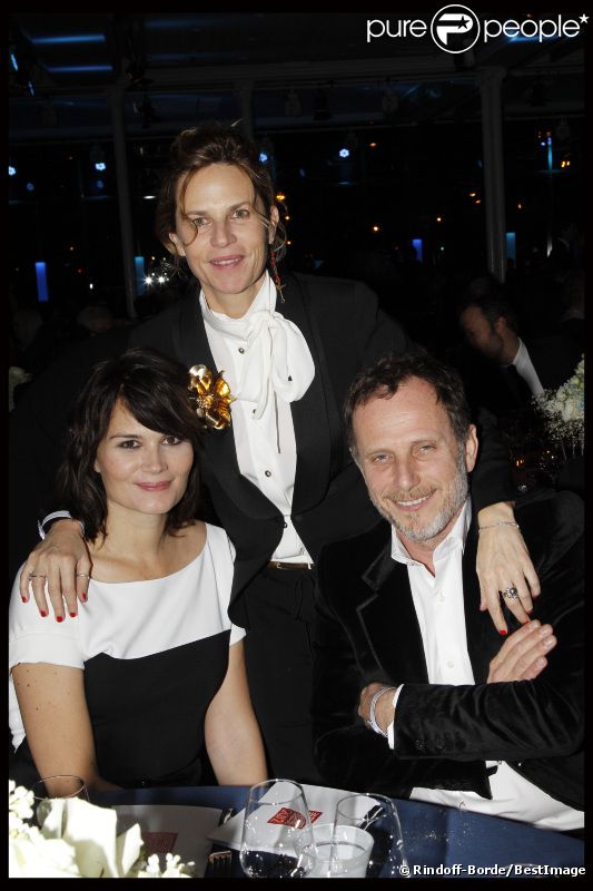 Marina Hands, Virginie Couperie et Charles Berling au Dîner de la mode pour le Sida au Pavillon d'Armenonville à Paris, le 26 janvier 2012.