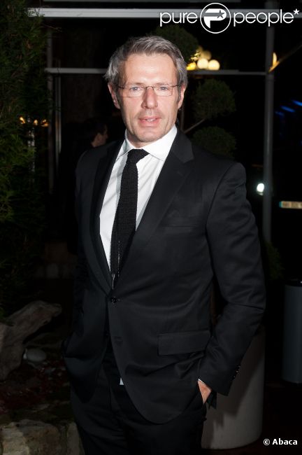 Lambert Wilson au Dîner de la mode pour le Sida au Pavillon d'Armenonville à Paris, le 26 janvier 2012.