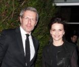Lambert Wilson et Juliette Binoche au Dîner de la mode pour le Sida au Pavillon d'Armenonville à Paris, le 26 janvier 2012.
