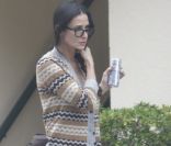 Demi Moore avec une canette de Red Bull à Los Angeles en novembre 2011