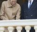 Après la messe donnée par Mgr Bernard Barsi en la cathédrale Saint-Nicolas, le prince Albert et la princesse Charlene de Monaco, de retour au palais princier, sont apparus au balcon le 27 janvier 2012 pour recevoir la bénédiction de l'archevêque, l'ovation des Monégasques, et suivre la fin des célébrations de Sainte-Dévote.