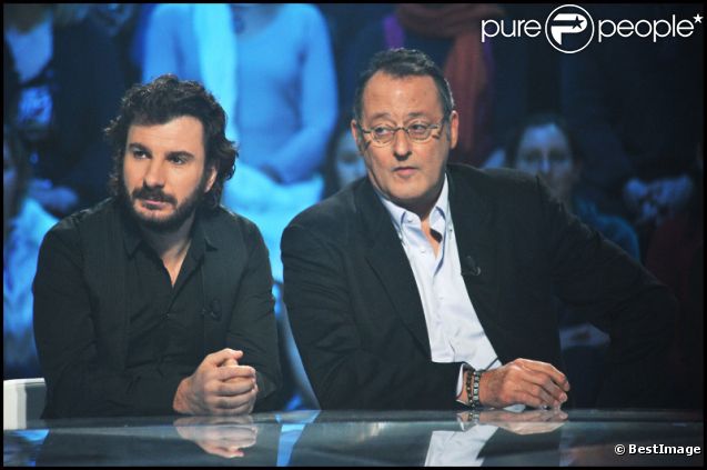  Michael Youn et Jean Reno lors de l'enregistrement de l'émission Leurs secrets du bonheur, diffusée sur France 2 le 7 février en prime time,le 30 janvier 2012 