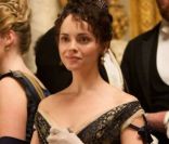 Christina Ricci dans Bel Ami.
