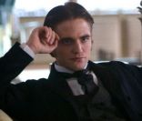 Robert Pattinson dans Bel Ami.