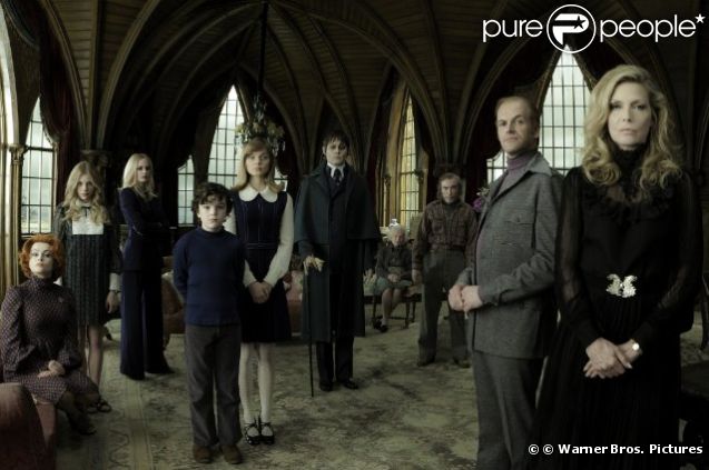Toute l'équipe de Dark Shadows.