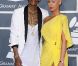 Amber Rose et Wiz Khalifa sur le tapis rouge de la cérémonie des 54e Grammy Awards au Staples Center de Los Angeles le 12 février 2012. Les stars étaient nombreuses à être venues accompagnées pour la grand-messe des récompenses musicales américaines.