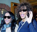 Whitney Houston et sa fille Bobbi le 9 février 2011 à Los Angeles