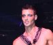 Benjamin des Queers : un nouveau look très surprenant lors d'une soirée au Queen à Paris le 15 février 2012