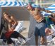 Chris Brown et sa compagne Karrueche Tran passent l'après-midi sur une plage de Miami avec des amis le 17 février 2012