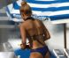 Chris Brown et sa compagne Karrueche Tran passent l'après-midi sur une plage de Miami avec des amis le 17 février 2012
