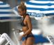 Karrueche Tran : la petite amie de Chris Brown sur une plage de Miami avec des amis le 17 février 2012