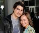 Brandon Routh et sa femme Courtney Ford posent lors d'une soirée à Los Angeles en juin 2011