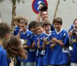 Zizou se prend les pieds dans le terrain !