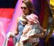 Jessica Alba et Gwen Stefani: Mamans lookées pour un dimanche de fête en famille