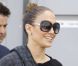 Jennifer Lopez et son amoureux Casper Smart dans les rues de Beverly Hills, le 6 avril 2012